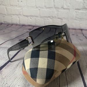 Burberry Black Sunglasses